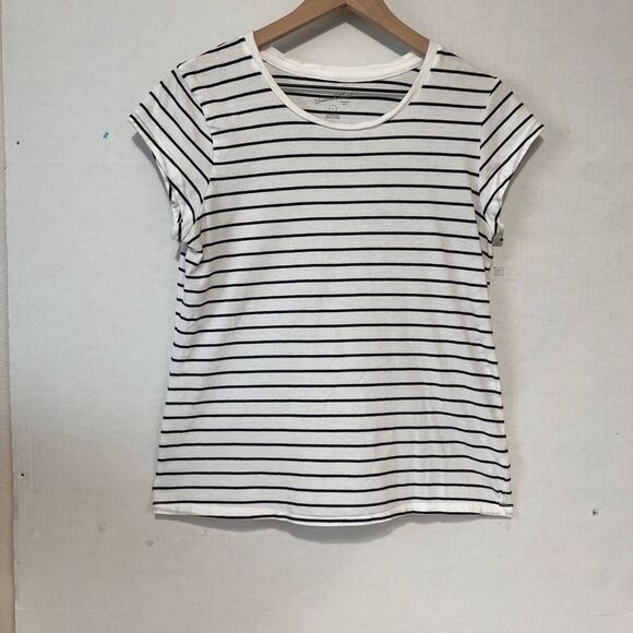 Universal Thread Striped Tee   Size L - Picture 1 of 4